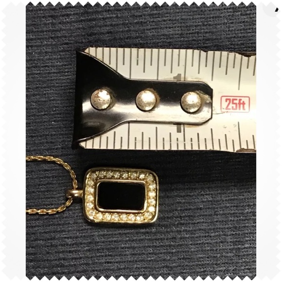 Christian Dior 15” Vintage Necklace - Picture 8 of 8